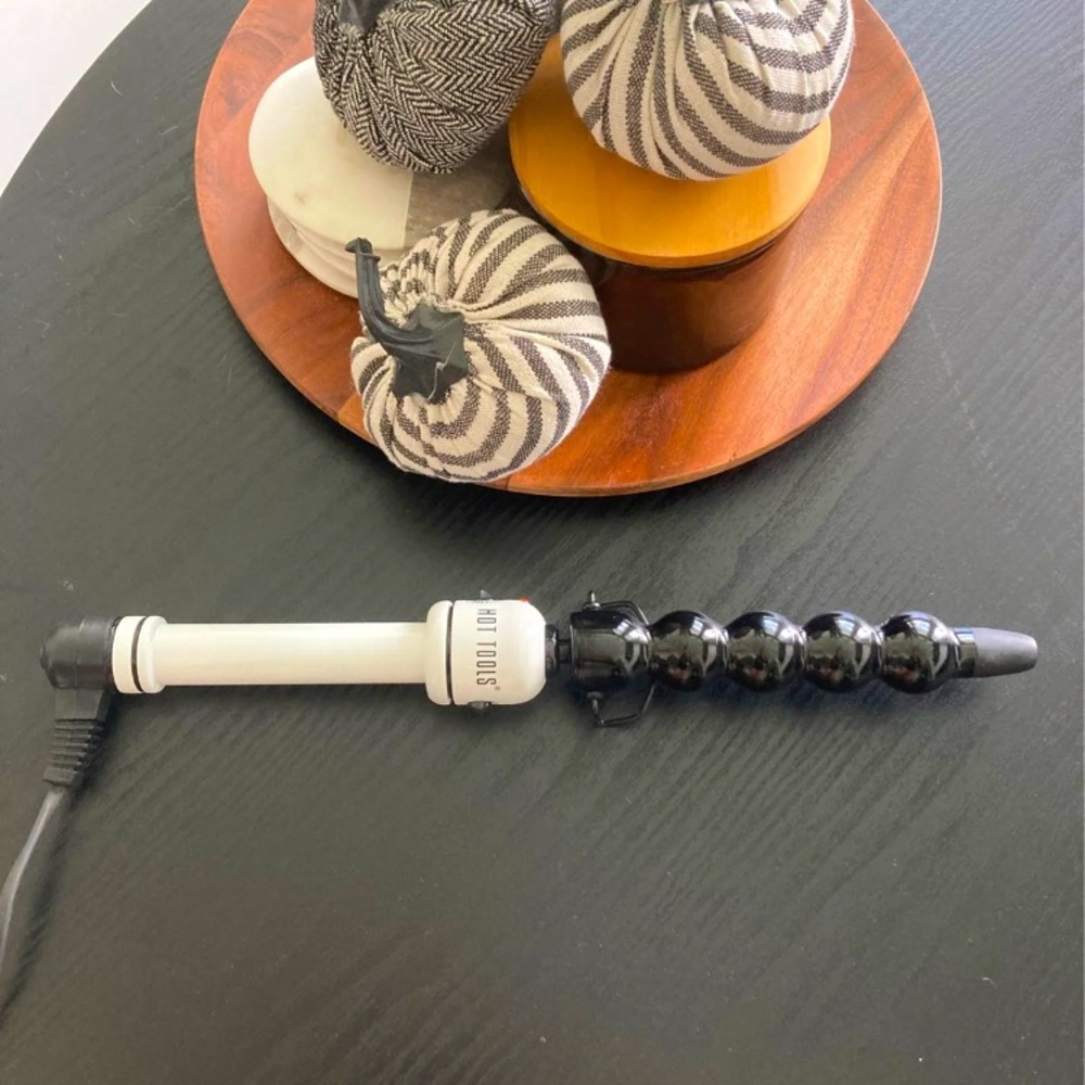 Hot Tools curling iron